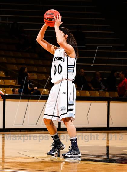 Thumbnail 3 in Pueblo West vs. D'Evelyn (CHSAA 4A Final Four) photogallery.