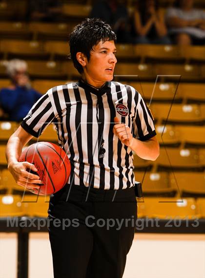 Thumbnail 2 in Pueblo West vs. D'Evelyn (CHSAA 4A Final Four) photogallery.