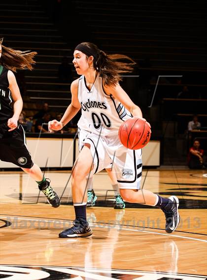 Thumbnail 2 in Pueblo West vs. D'Evelyn (CHSAA 4A Final Four) photogallery.
