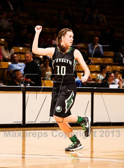 Thumbnail 2 in Pueblo West vs. D'Evelyn (CHSAA 4A Final Four) photogallery.