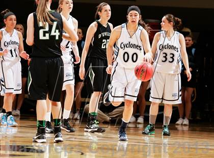 Thumbnail 1 in Pueblo West vs. D'Evelyn (CHSAA 4A Final Four) photogallery.