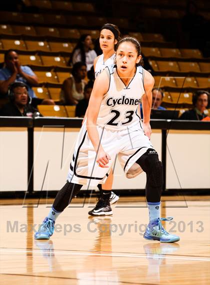 Thumbnail 3 in Pueblo West vs. D'Evelyn (CHSAA 4A Final Four) photogallery.