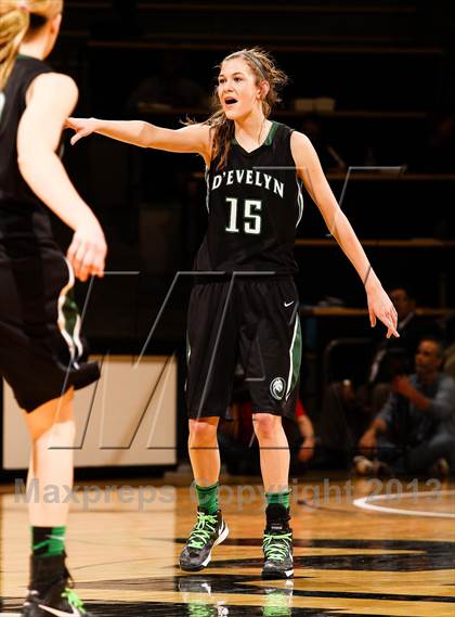 Thumbnail 1 in Pueblo West vs. D'Evelyn (CHSAA 4A Final Four) photogallery.