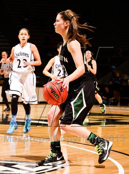 Thumbnail 1 in Pueblo West vs. D'Evelyn (CHSAA 4A Final Four) photogallery.
