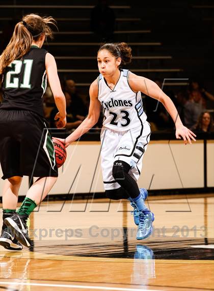 Thumbnail 3 in Pueblo West vs. D'Evelyn (CHSAA 4A Final Four) photogallery.