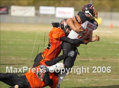 Thumbnail 3 in Merced vs Vacaville (SJS D1 Final) photogallery.