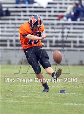 Thumbnail 1 in Merced vs Vacaville (SJS D1 Final) photogallery.