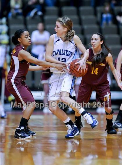 Thumbnail 1 in Kings Christian vs Central Valley Christian (CIF CS D5 Final) photogallery.