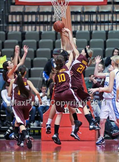 Thumbnail 2 in Kings Christian vs Central Valley Christian (CIF CS D5 Final) photogallery.