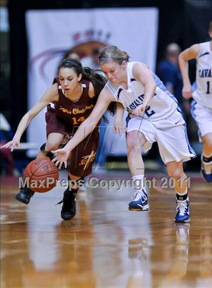 Thumbnail 1 in Kings Christian vs Central Valley Christian (CIF CS D5 Final) photogallery.