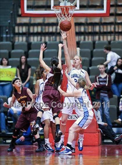 Thumbnail 1 in Kings Christian vs Central Valley Christian (CIF CS D5 Final) photogallery.