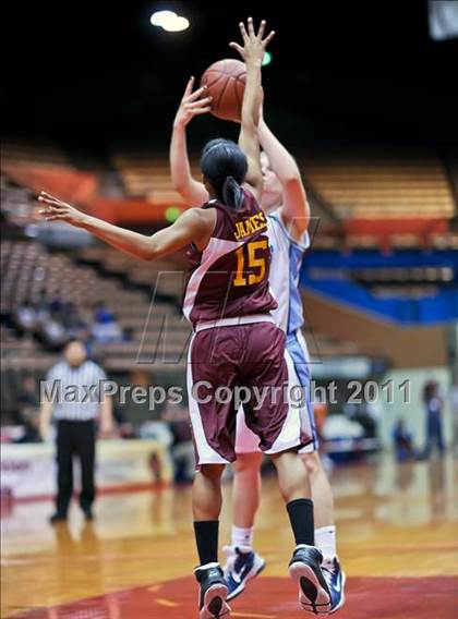 Thumbnail 1 in Kings Christian vs Central Valley Christian (CIF CS D5 Final) photogallery.