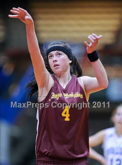 Thumbnail 3 in Kings Christian vs Central Valley Christian (CIF CS D5 Final) photogallery.