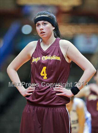 Thumbnail 1 in Kings Christian vs Central Valley Christian (CIF CS D5 Final) photogallery.
