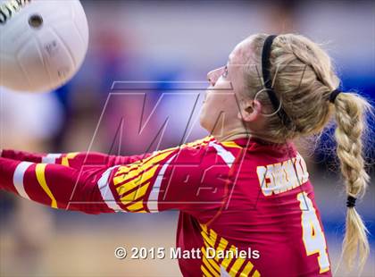 Thumbnail 2 in Chatfield vs. Coronado (CHSAA 5A Playoff) photogallery.