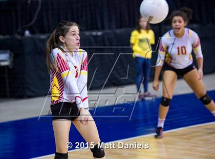 Thumbnail 2 in Chatfield vs. Coronado (CHSAA 5A Playoff) photogallery.