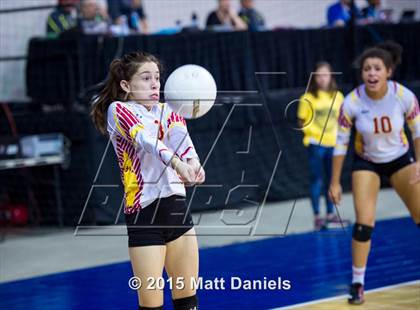Thumbnail 3 in Chatfield vs. Coronado (CHSAA 5A Playoff) photogallery.