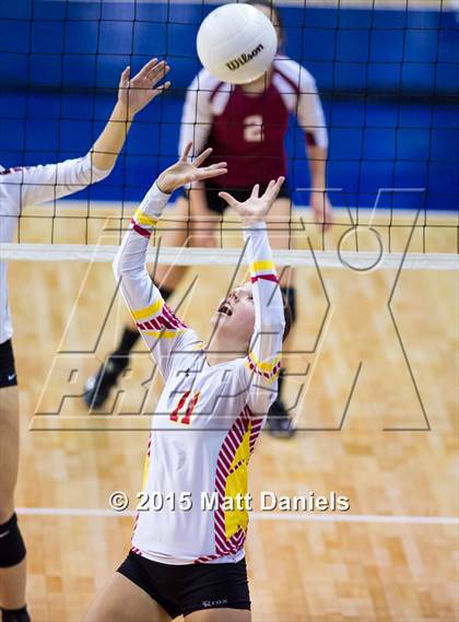 Thumbnail 2 in Chatfield vs. Coronado (CHSAA 5A Playoff) photogallery.