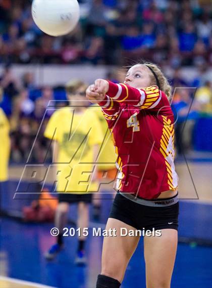 Thumbnail 2 in Chatfield vs. Coronado (CHSAA 5A Playoff) photogallery.
