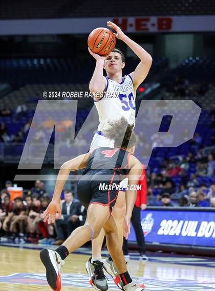 Thumbnail 2 in Lipan vs. Shelbyville (UIL 2A Basketball Final) photogallery.