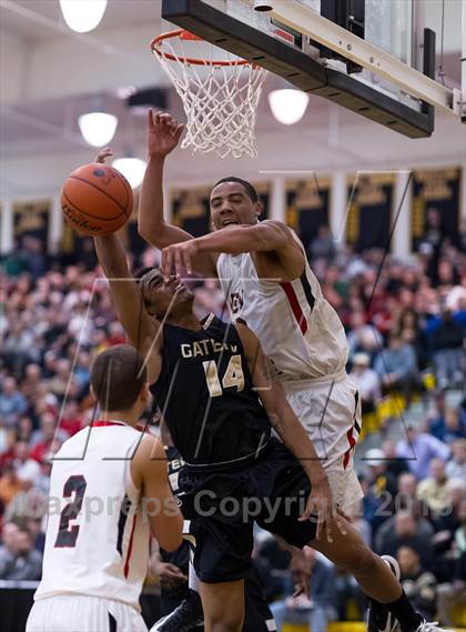 Thumbnail 1 in New Castle vs. Gateway (PIAA Class AAAA Playoff - Round 1) photogallery.