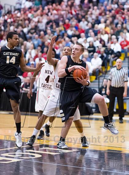 Thumbnail 2 in New Castle vs. Gateway (PIAA Class AAAA Playoff - Round 1) photogallery.