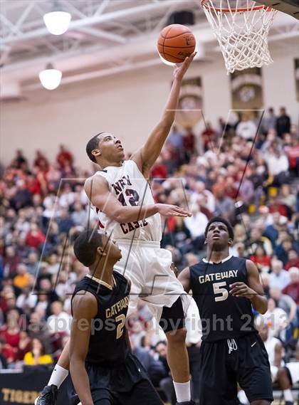 Thumbnail 3 in New Castle vs. Gateway (PIAA Class AAAA Playoff - Round 1) photogallery.