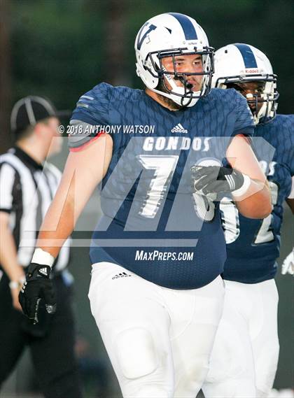 Thumbnail 1 in Harvard-Westlake @ Venice photogallery.