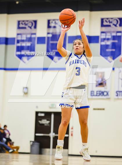 Thumbnail 2 in Fernley vs. Reed (Varsity Elite Tournament) photogallery.