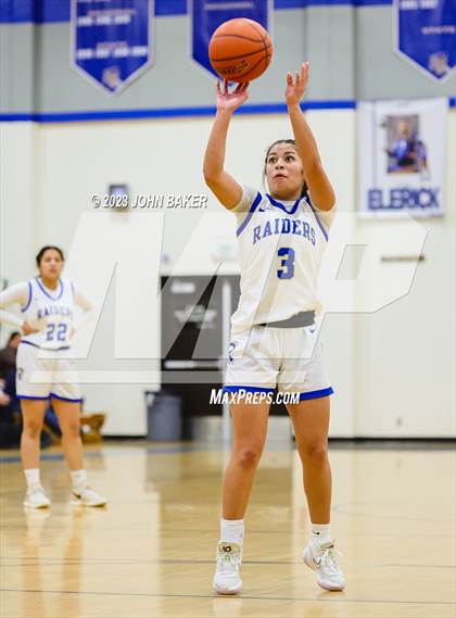 Thumbnail 2 in Fernley vs. Reed (Varsity Elite Tournament) photogallery.