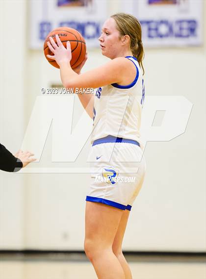 Thumbnail 1 in Fernley vs. Reed (Varsity Elite Tournament) photogallery.