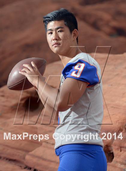 Thumbnail 3 in Bishop Gorman (2014 Preseason Top 25 Photo Shoot)  photogallery.
