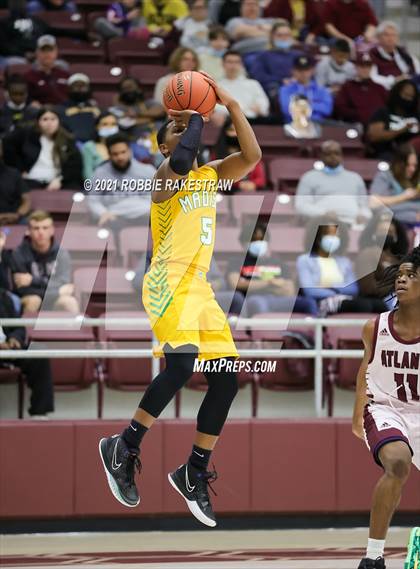 Thumbnail 1 in Madison @ Atlanta (UIL 3A Regional Semi-finals) photogallery.