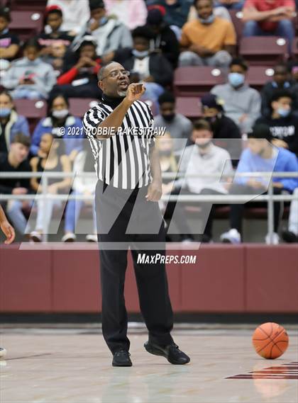 Thumbnail 2 in Madison @ Atlanta (UIL 3A Regional Semi-finals) photogallery.