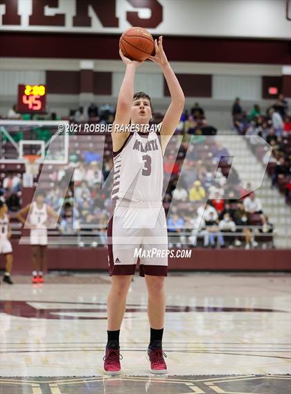 Thumbnail 3 in Madison @ Atlanta (UIL 3A Regional Semi-finals) photogallery.