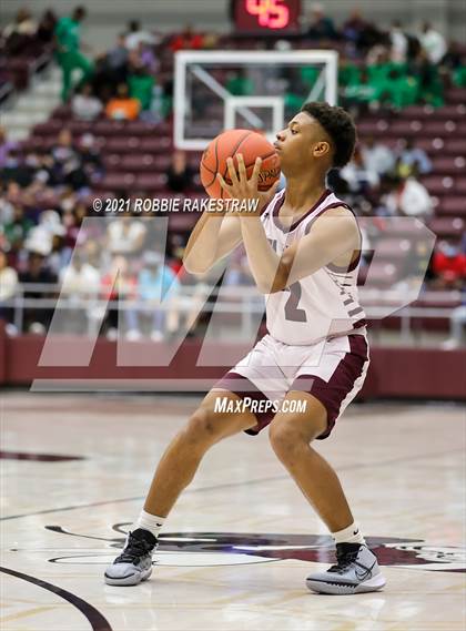 Thumbnail 3 in Madison @ Atlanta (UIL 3A Regional Semi-finals) photogallery.