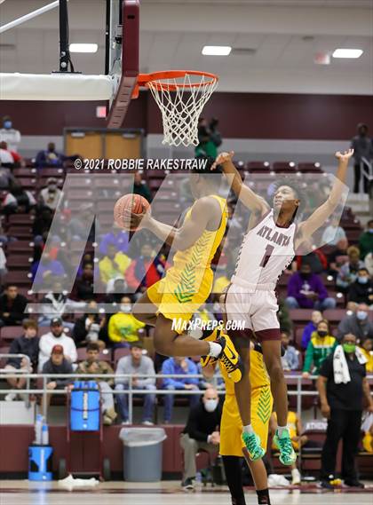 Thumbnail 2 in Madison @ Atlanta (UIL 3A Regional Semi-finals) photogallery.