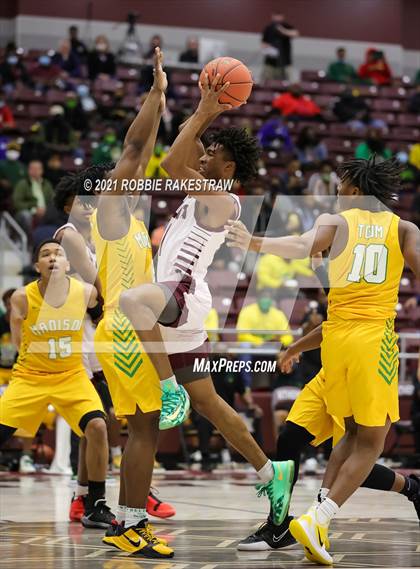Thumbnail 1 in Madison @ Atlanta (UIL 3A Regional Semi-finals) photogallery.