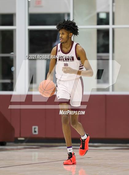 Thumbnail 2 in Madison @ Atlanta (UIL 3A Regional Semi-finals) photogallery.
