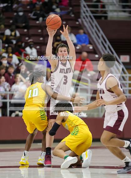 Thumbnail 1 in Madison @ Atlanta (UIL 3A Regional Semi-finals) photogallery.