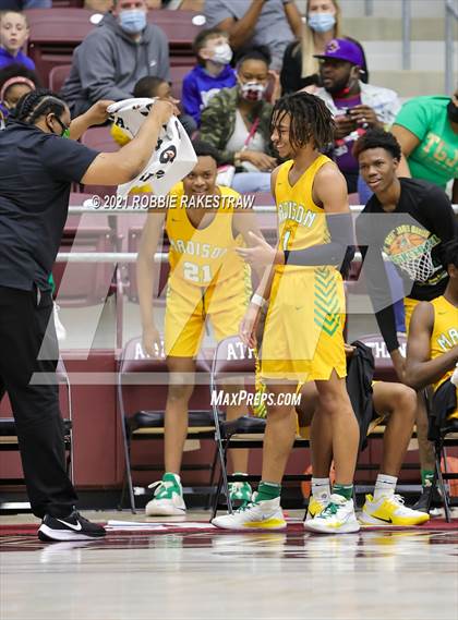 Thumbnail 3 in Madison @ Atlanta (UIL 3A Regional Semi-finals) photogallery.