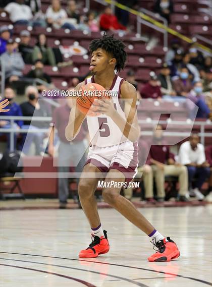 Thumbnail 3 in Madison @ Atlanta (UIL 3A Regional Semi-finals) photogallery.