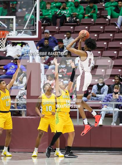 Thumbnail 3 in Madison @ Atlanta (UIL 3A Regional Semi-finals) photogallery.