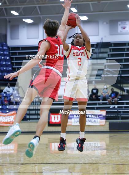 Thumbnail 1 in Coppell vs. South Grand Prairie (Whataburger Tournament) photogallery.