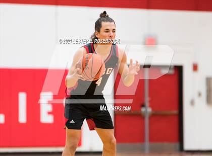 Thumbnail 1 in Fredericksburg vs Marble Falls (2021 Chicken Express Holiday Extravaganza) photogallery.