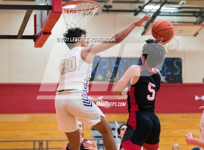 Thumbnail 3 in Fredericksburg vs Marble Falls (2021 Chicken Express Holiday Extravaganza) photogallery.