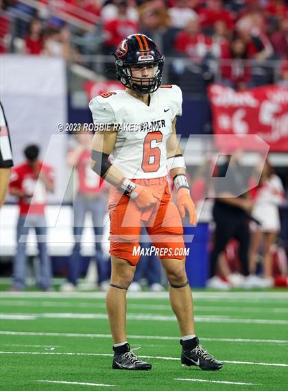 Thumbnail 2 in Gilmer vs. Bellville (UIL 4A D2 Football Final) photogallery.