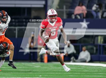 Thumbnail 1 in Gilmer vs. Bellville (UIL 4A D2 Football Final) photogallery.