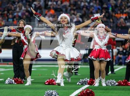 Thumbnail 3 in Gilmer vs. Bellville (UIL 4A D2 Football Final) photogallery.