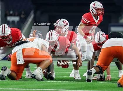 Thumbnail 2 in Gilmer vs. Bellville (UIL 4A D2 Football Final) photogallery.